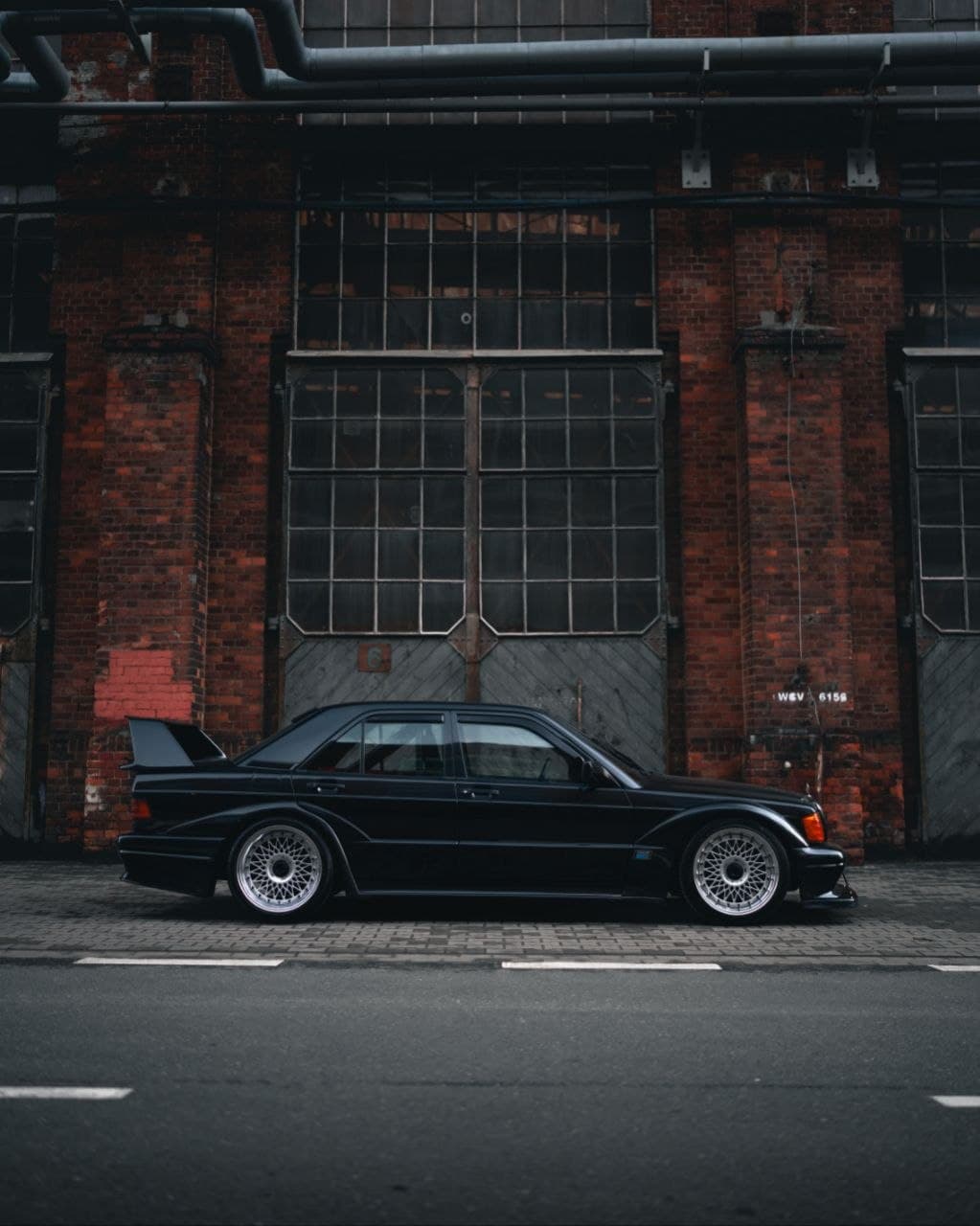 Mercedes-Benz W201 EVO II — Profil boczny