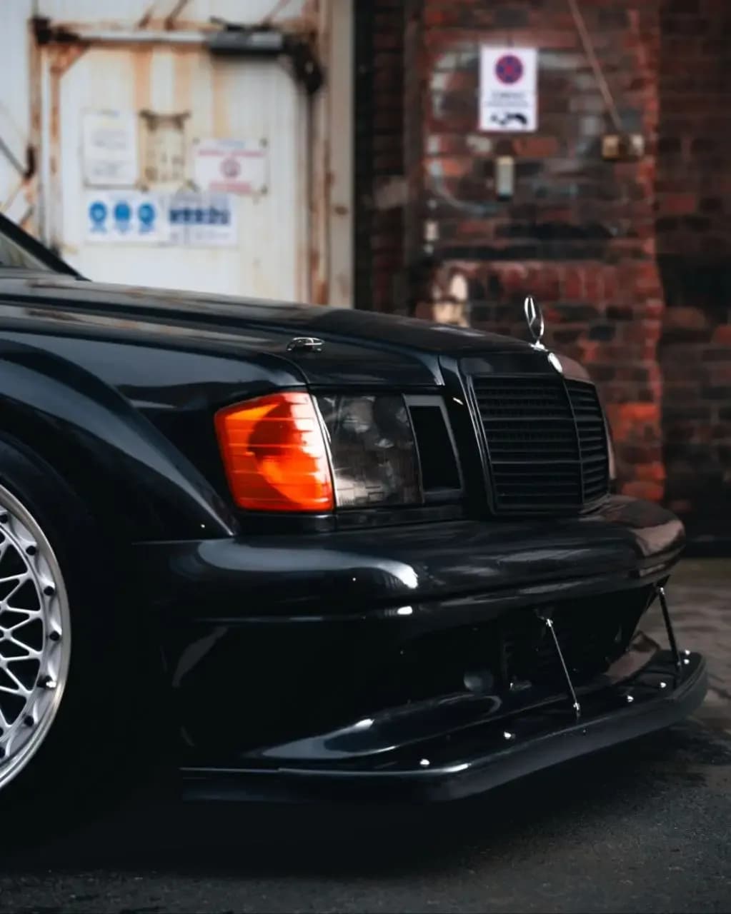 Mercedes-Benz W201 EVO — Widok z przodu